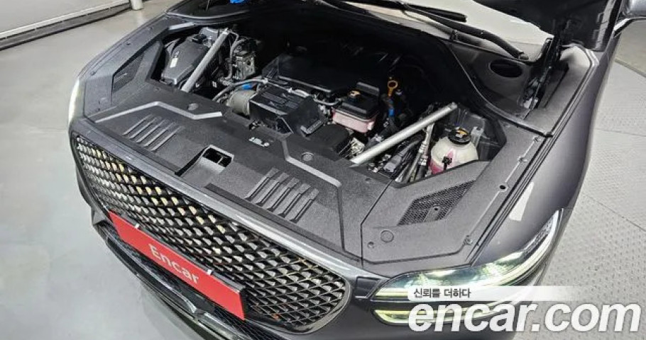 Genesis Gv70 