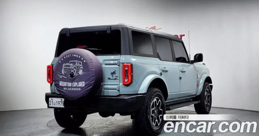 Ford Bronco 