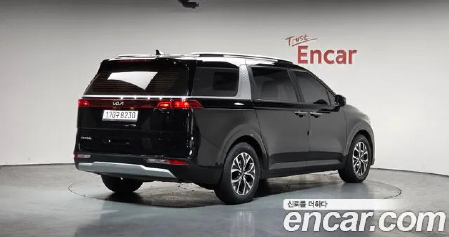 Kia Carnival 