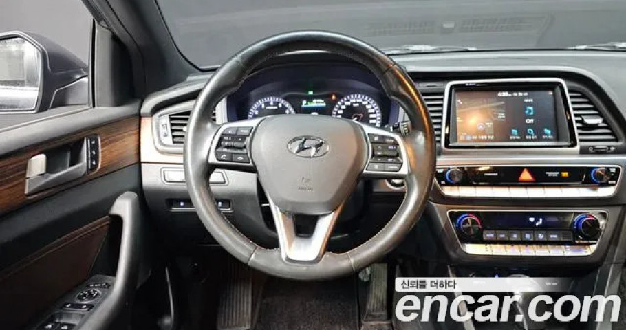 Hyundai Sonata 