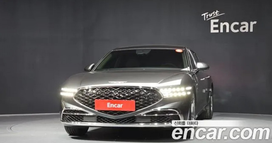 Genesis G90 