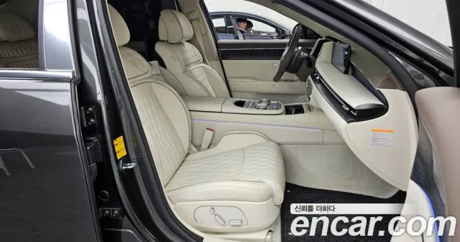 Genesis G90 