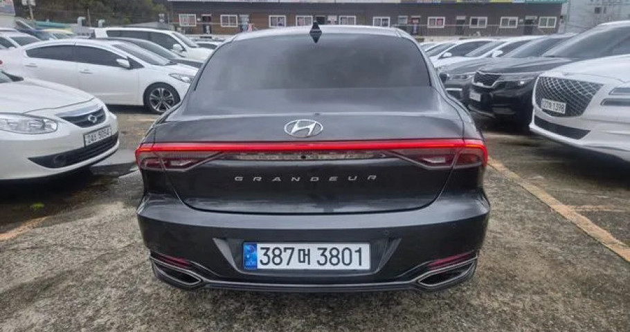 Hyundai Grandeur 