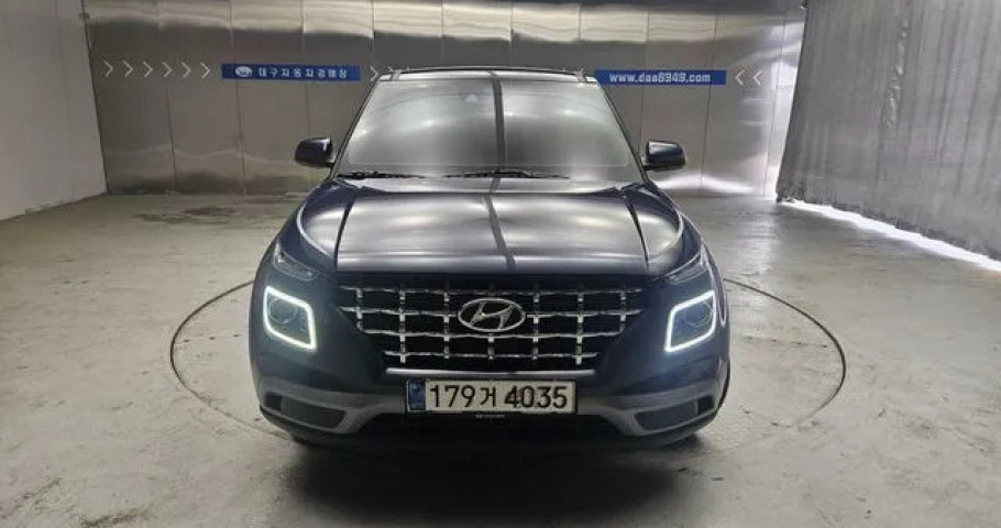 Hyundai Venue 