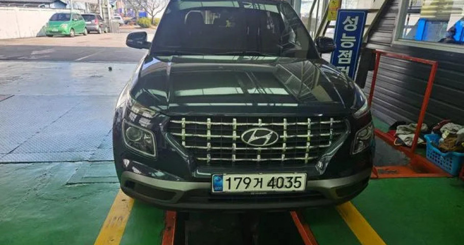 Hyundai Venue 