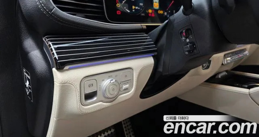 Mercedes-Benz Gls-Class 