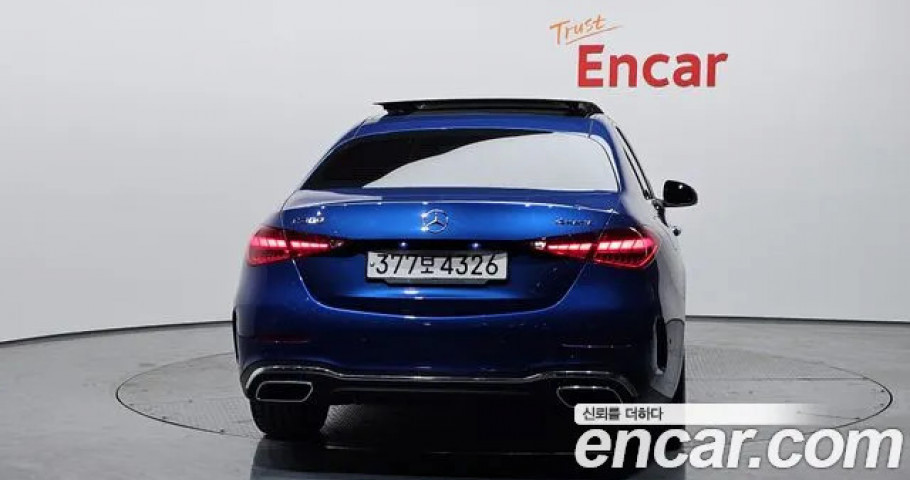 Mercedes-Benz C-Class 