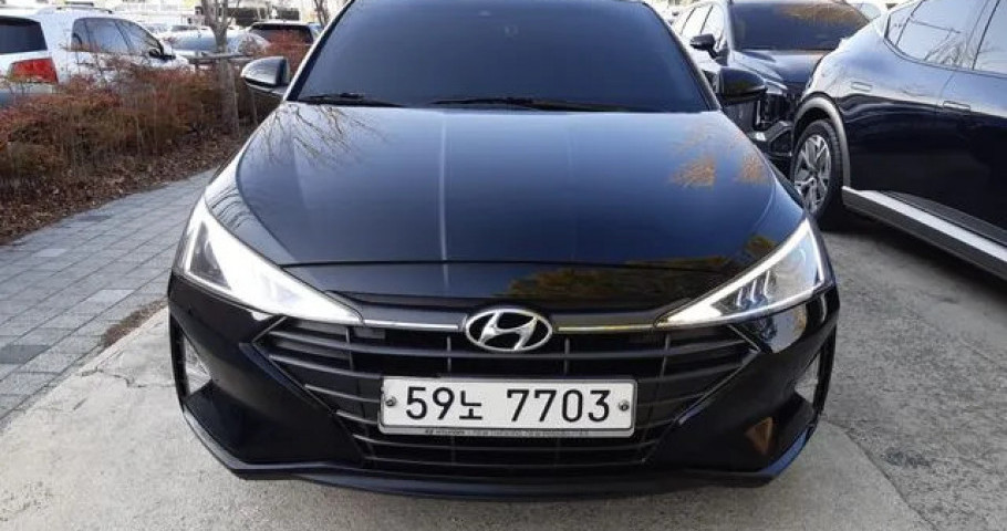 Hyundai Avante (Elantra) 