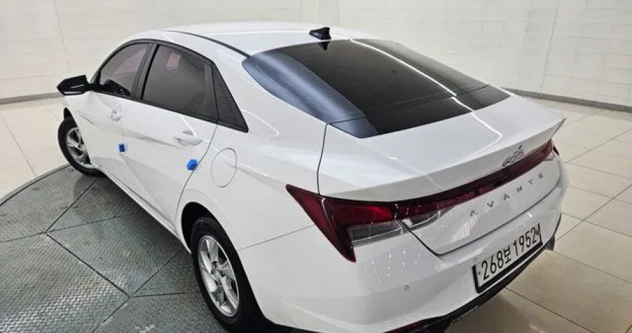 Hyundai Avante (Elantra) 