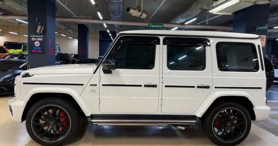 Mercedes-Benz G-Class 