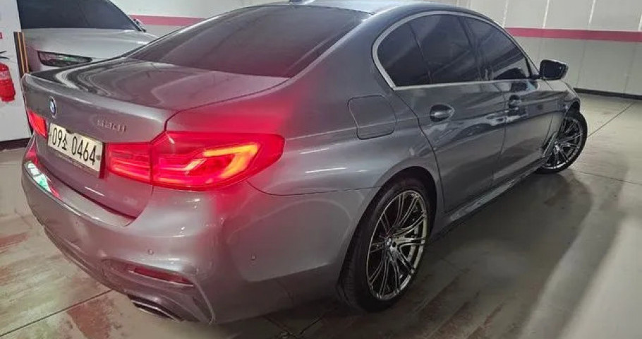 Bmw 5-Series 