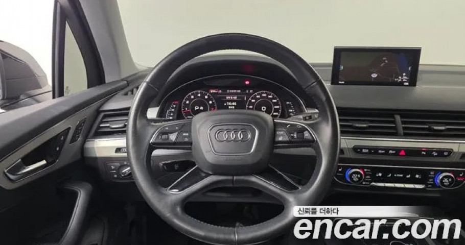 Audi Q7 
