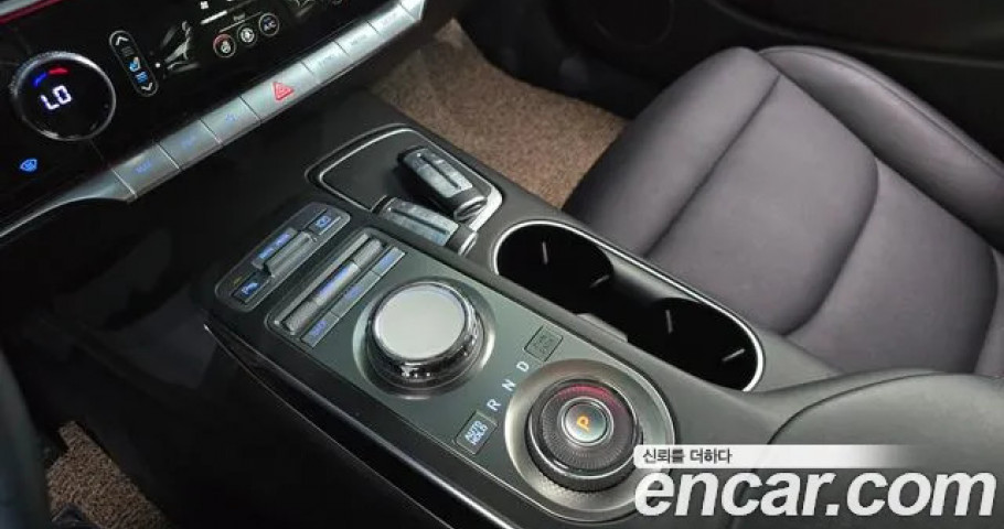 Genesis Gv70 