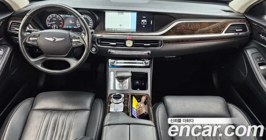 Genesis G90 
