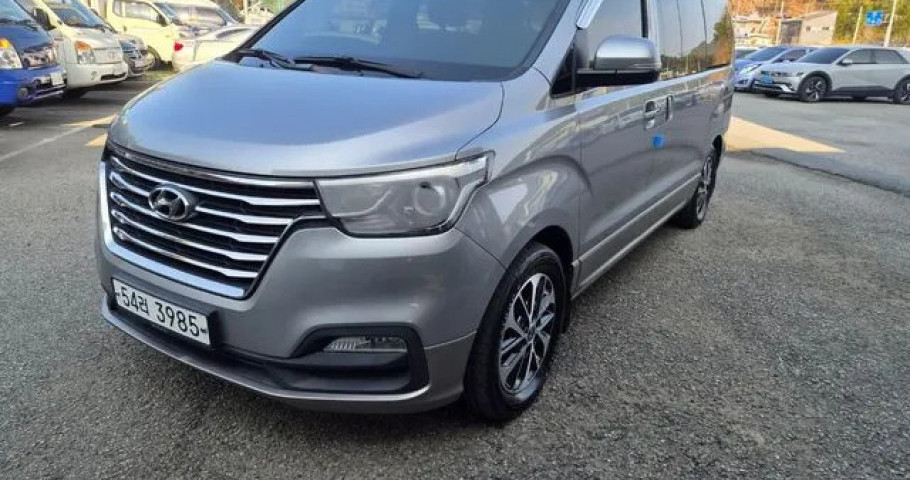 Hyundai Starex 