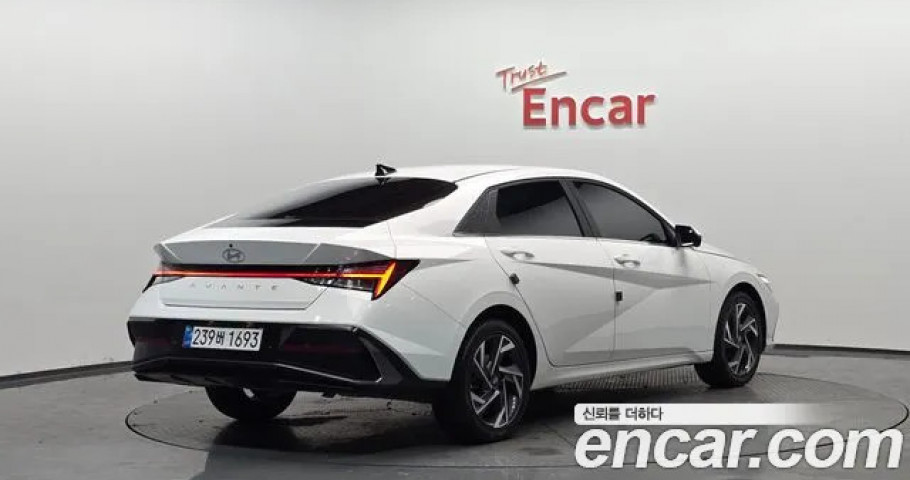 Hyundai Avante (Elantra) 