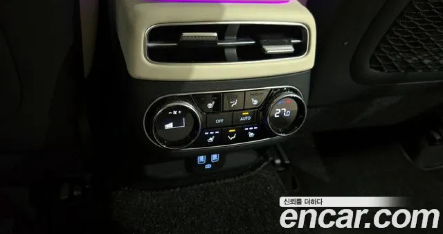 Genesis Gv70 
