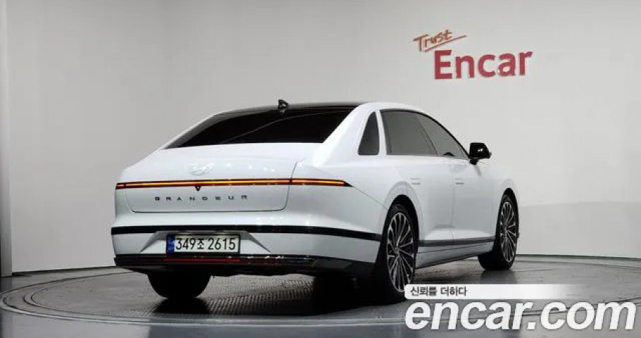 Hyundai Grandeur 