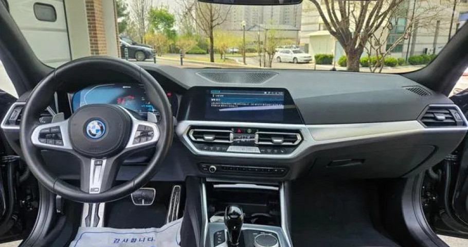Bmw 3-Series 