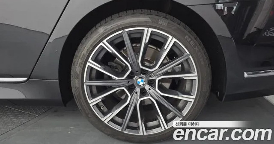 Bmw 7-Series 