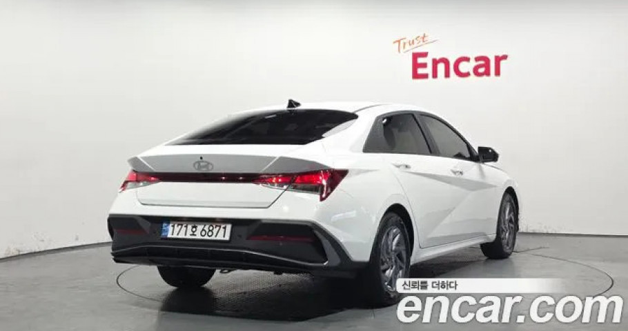 Hyundai Avante (Elantra) 