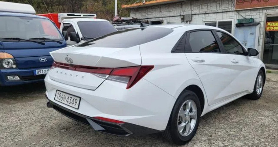 Hyundai Avante (Elantra) 