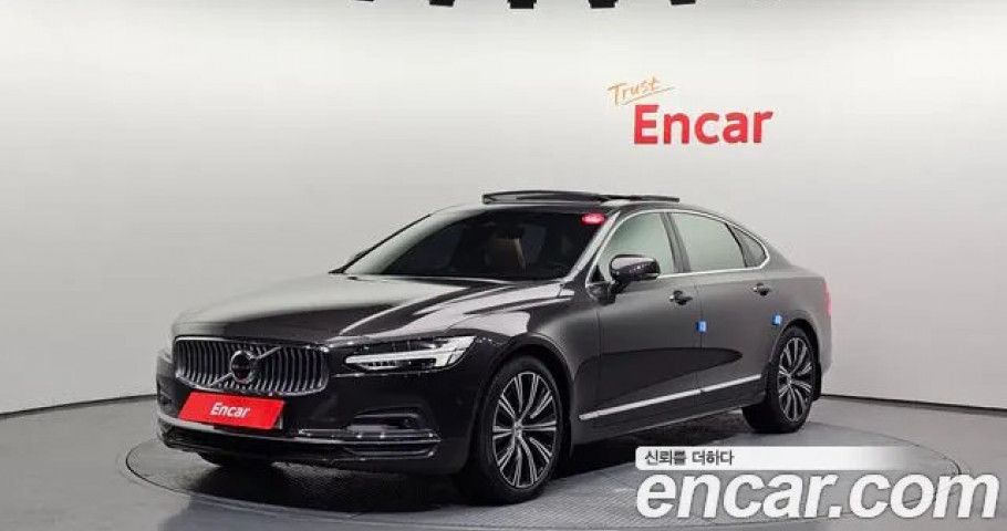 Volvo S90 