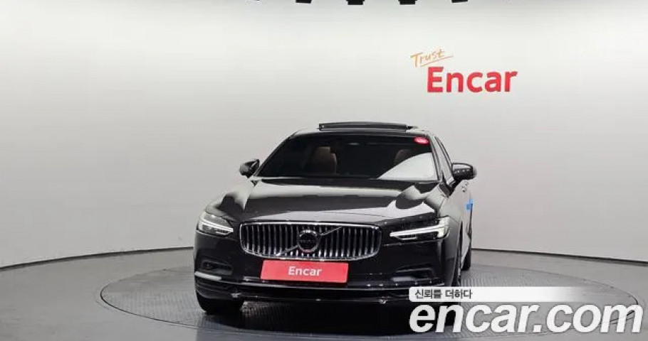 Volvo S90 
