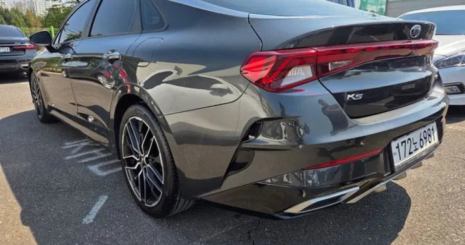 Kia K5 