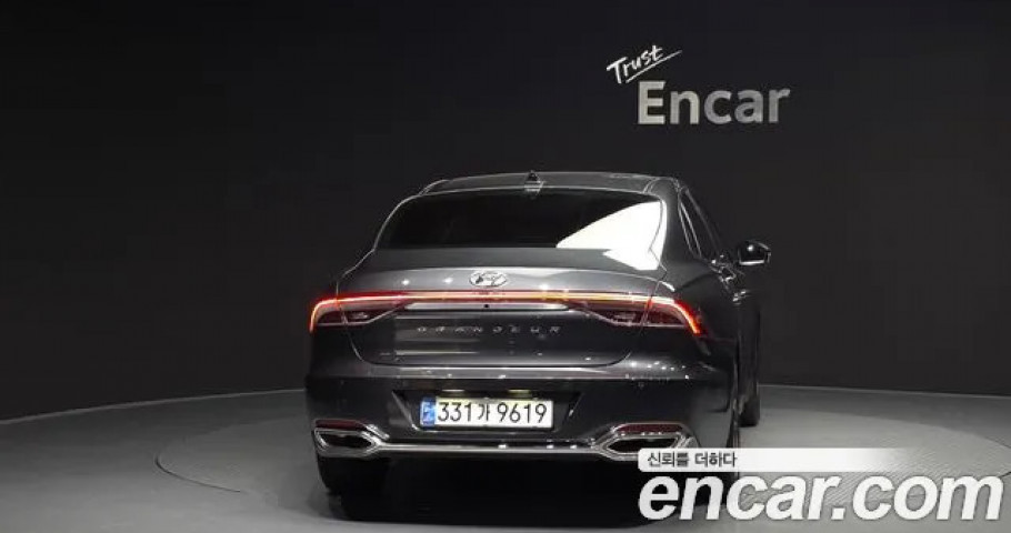 Hyundai Grandeur 