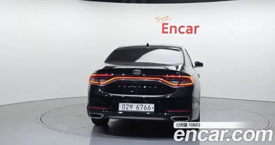 Hyundai Grandeur 