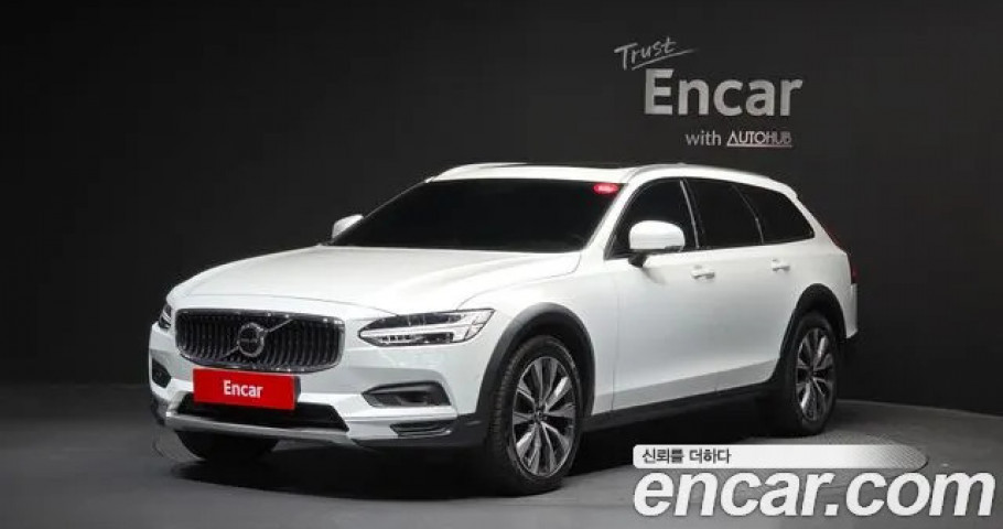 Volvo V90 