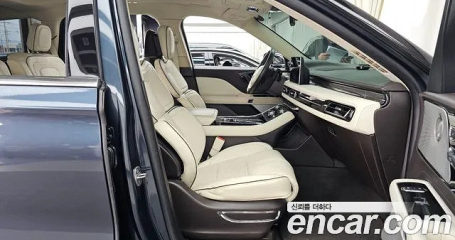 Lincoln Aviator 