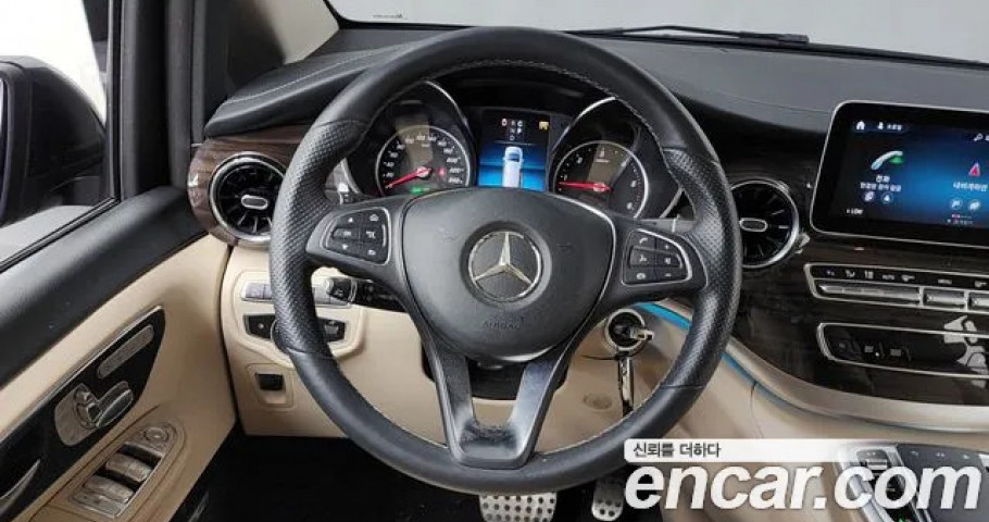 Mercedes-Benz V-Class 
