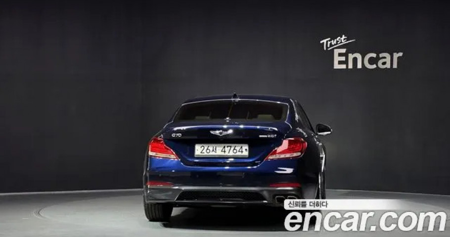 Genesis G70 