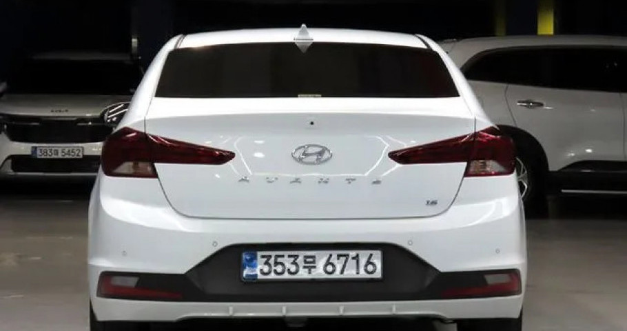 Hyundai Avante (Elantra) 