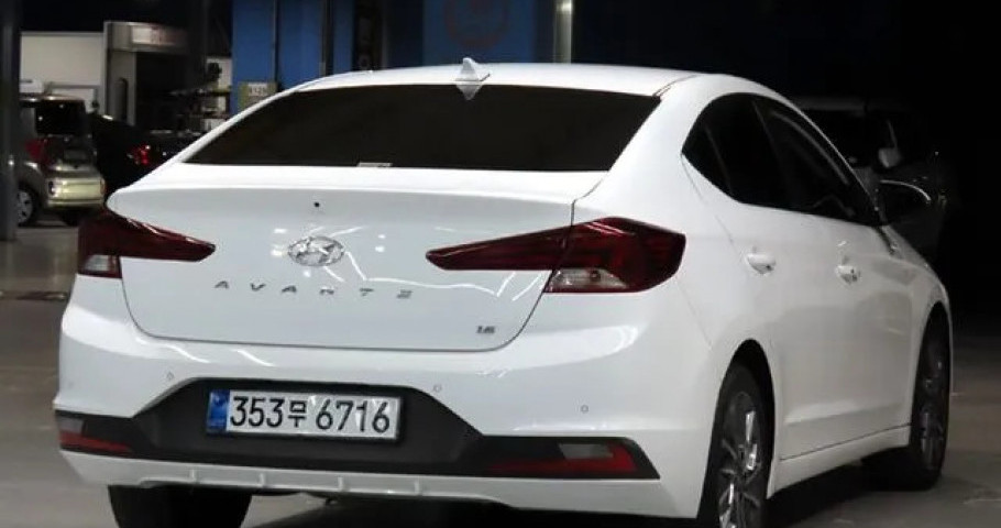 Hyundai Avante (Elantra) 