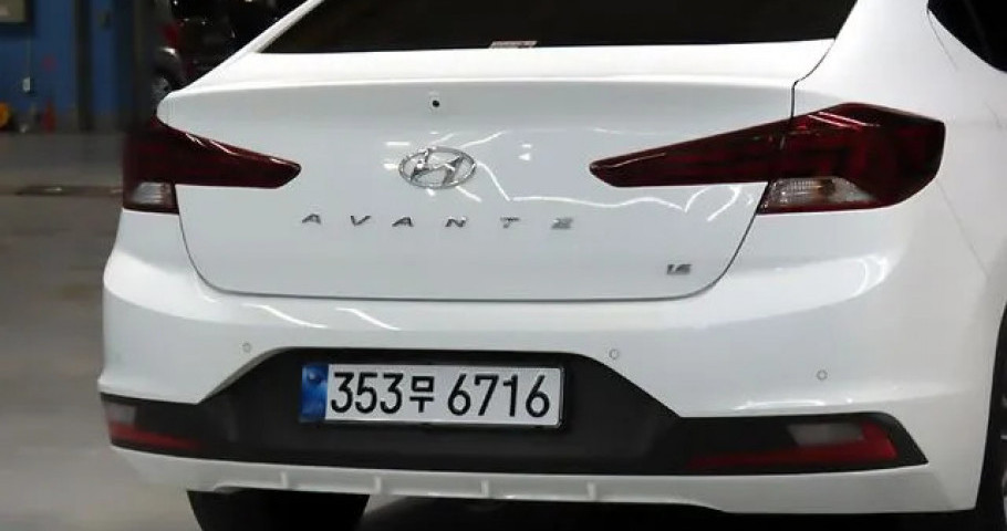 Hyundai Avante (Elantra) 