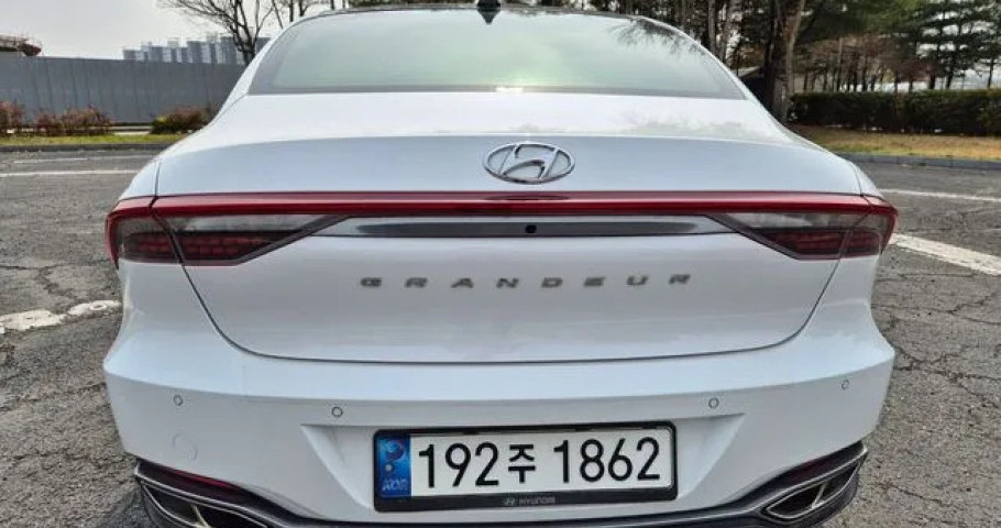 Hyundai Grandeur 