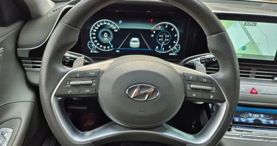 Hyundai Grandeur 