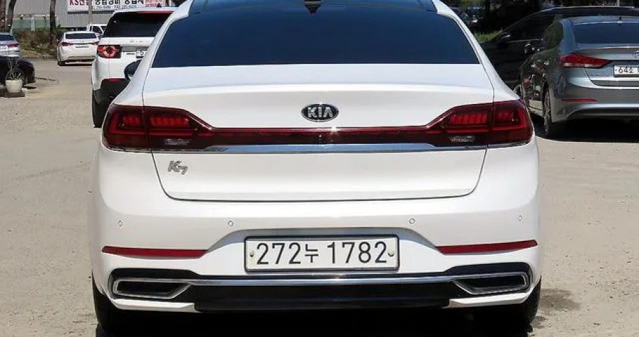 Kia K7 