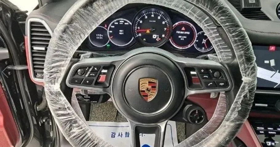 Porsche Cayenne 