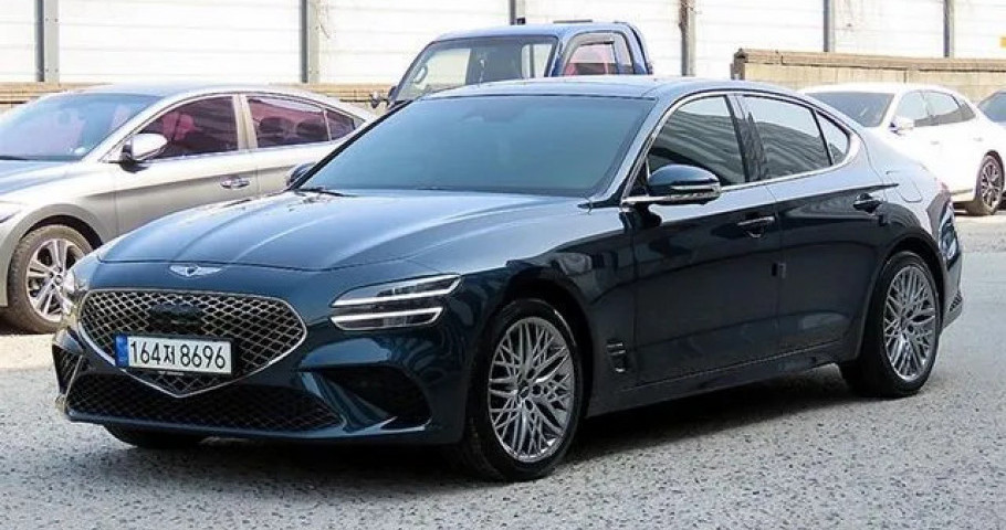 Genesis G70 
