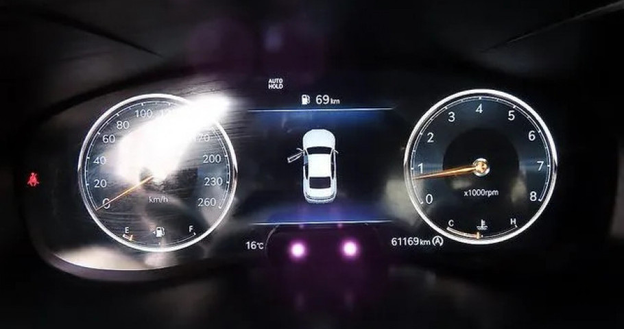 Genesis G70 