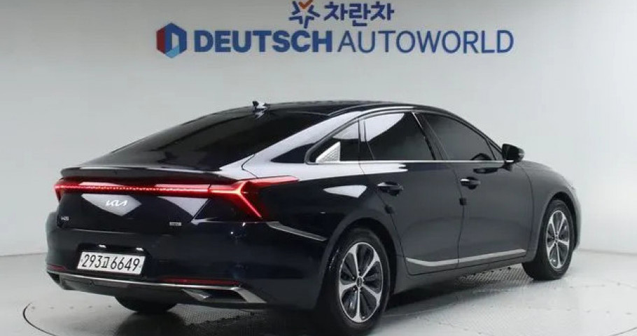 Kia K8 