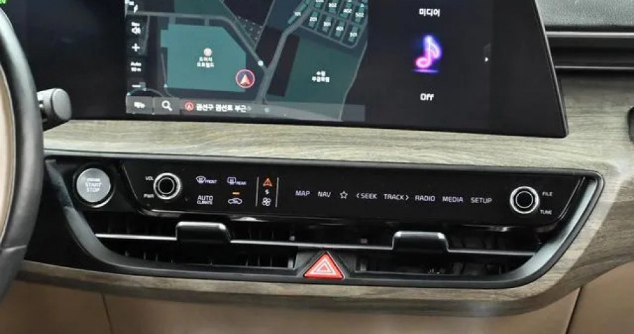 Kia K8 