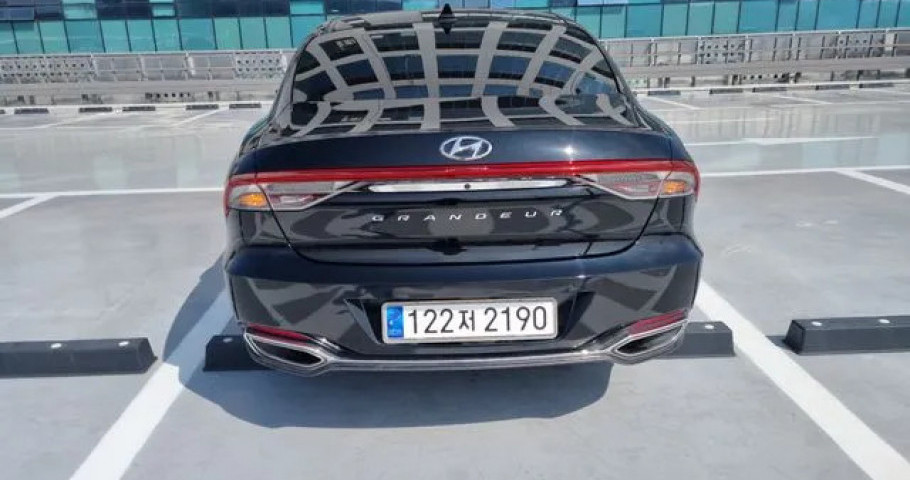 Hyundai Grandeur 