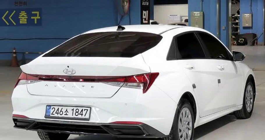 Hyundai Avante (Elantra) 