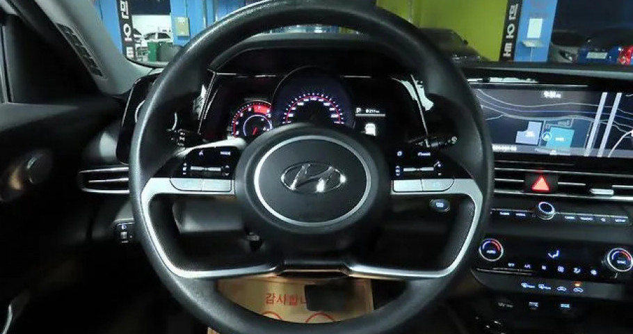 Hyundai Avante (Elantra) 