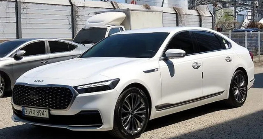 Kia K9 